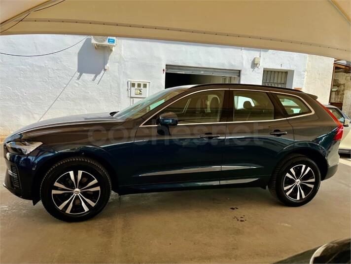 VOLVO XC60 2.0 B4 D AWD Core Auto