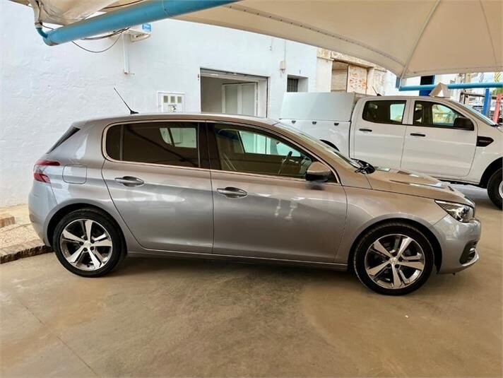 PEUGEOT 308 Allure Pack BlueHDI 130 SS