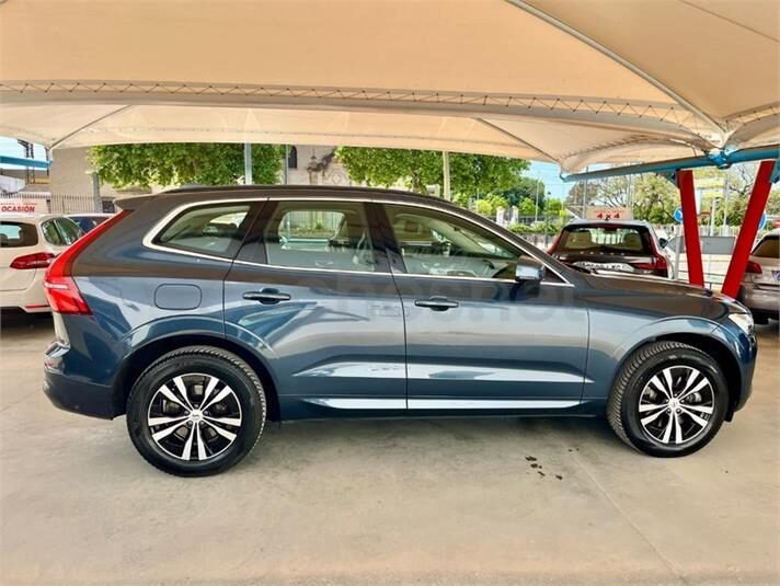 VOLVO XC60 2.0 B4 D AWD Core Auto