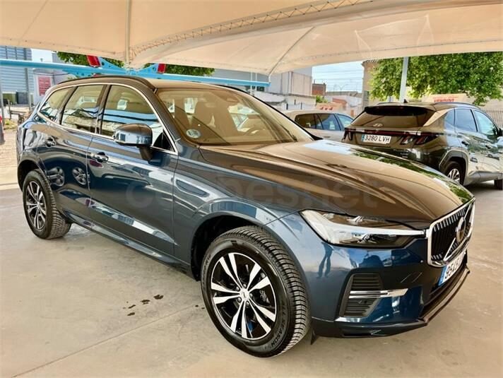 VOLVO XC60 2.0 B4 D AWD Core Auto