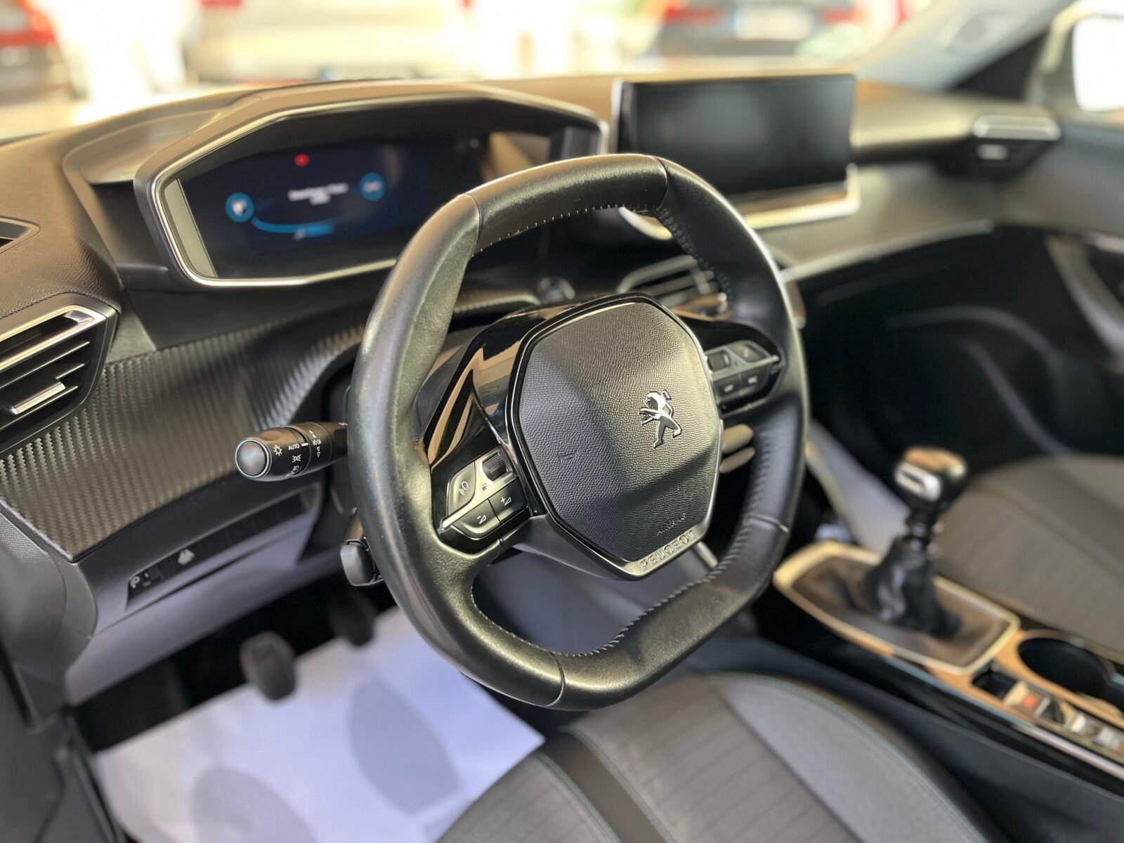 PEUGEOT 2008 ALLURE PACK