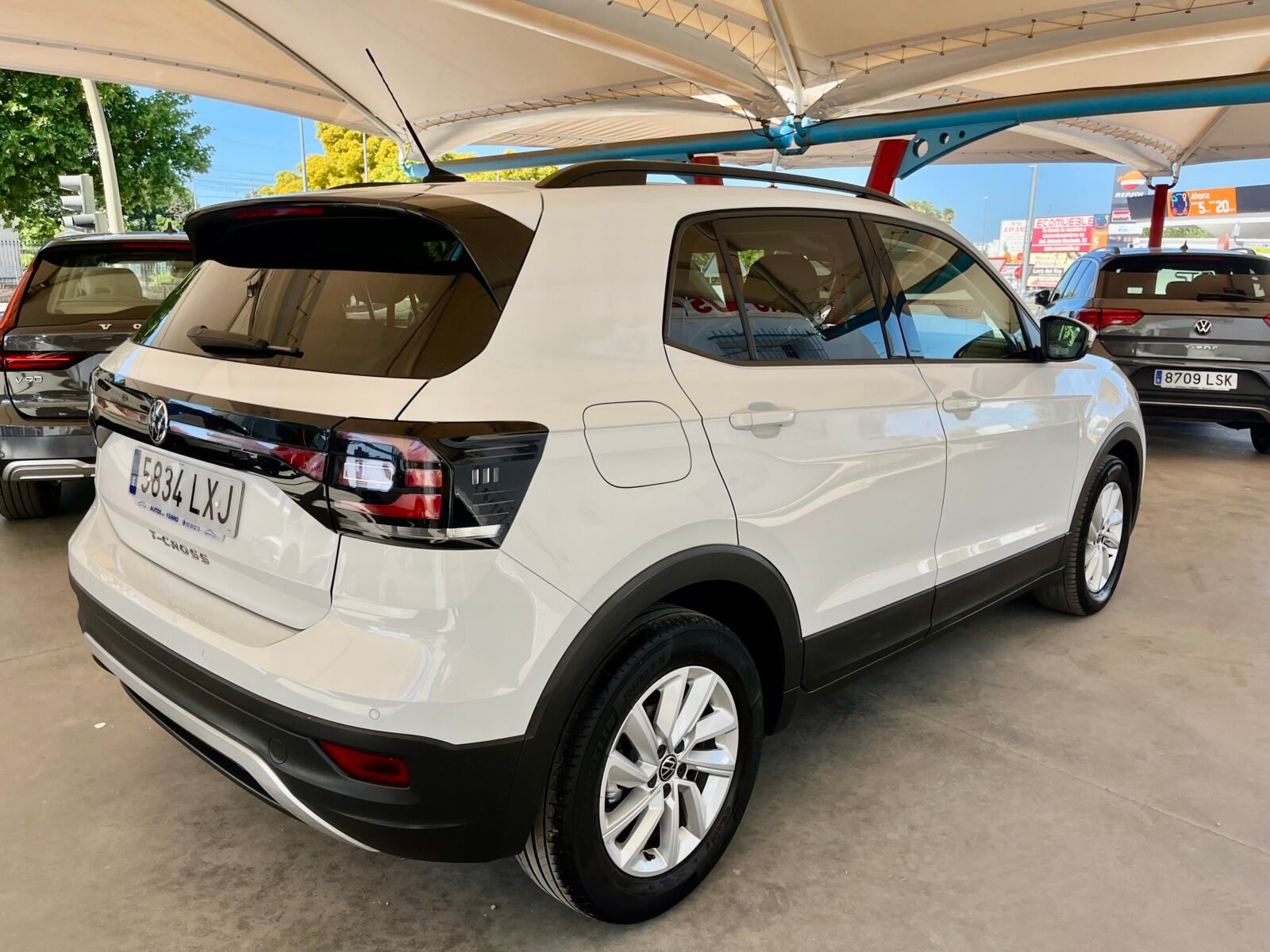 VOLKSWAGEN t-cross advance 