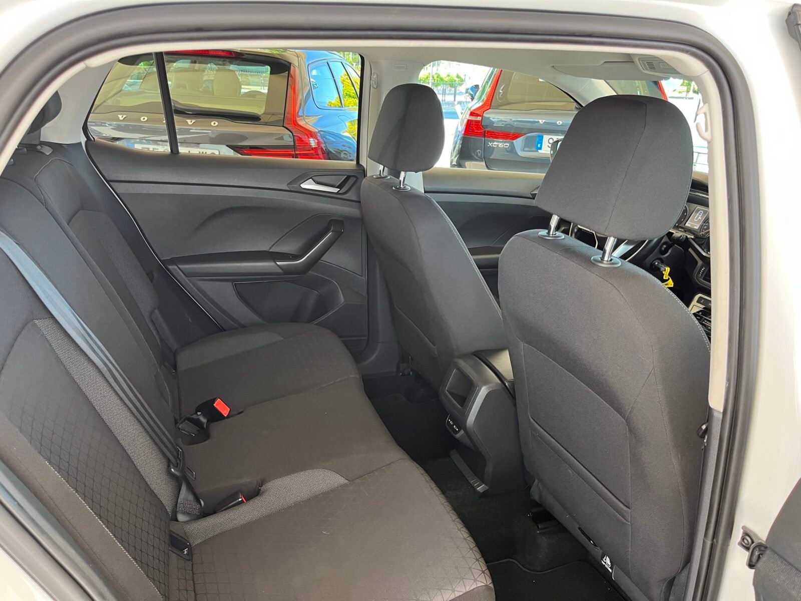 VOLKSWAGEN t-cross advance 