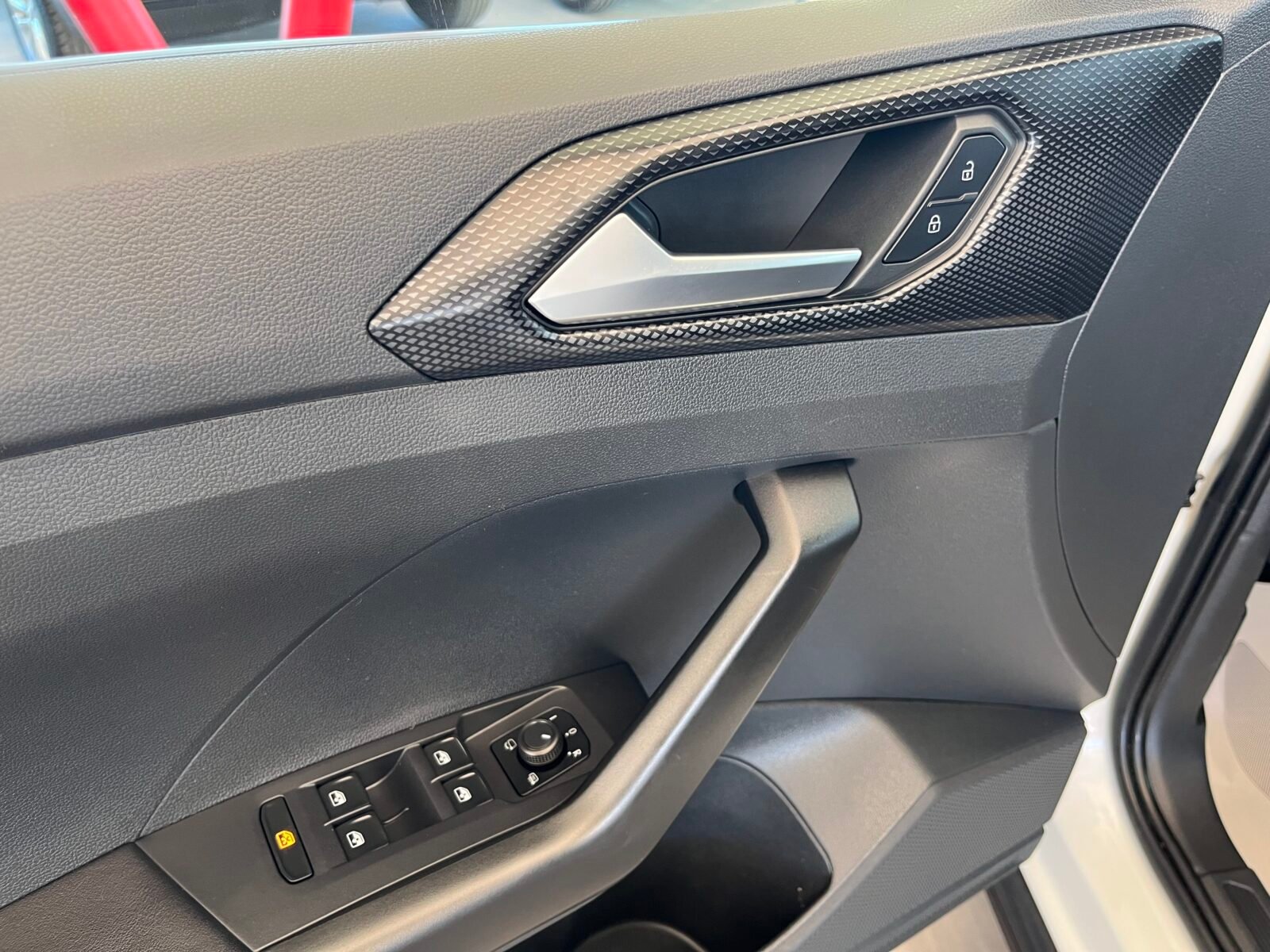 VOLKSWAGEN t-cross advance 