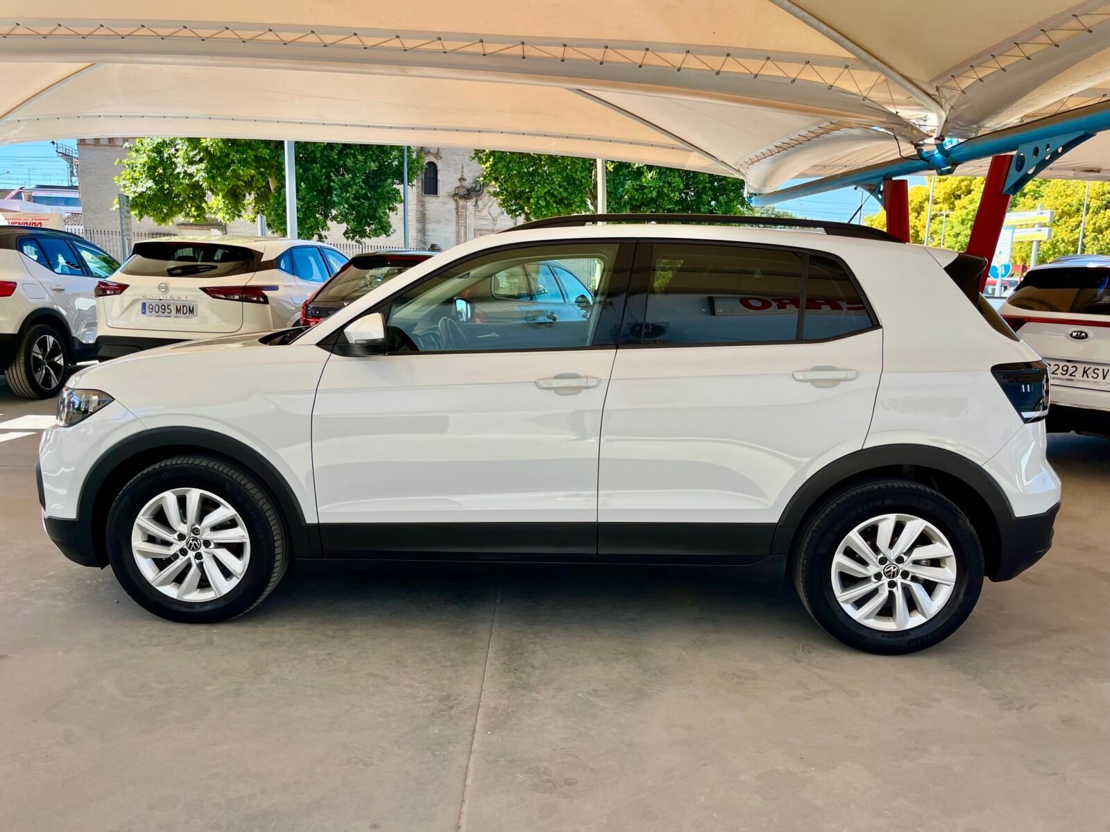 VOLKSWAGEN t-cross advance 