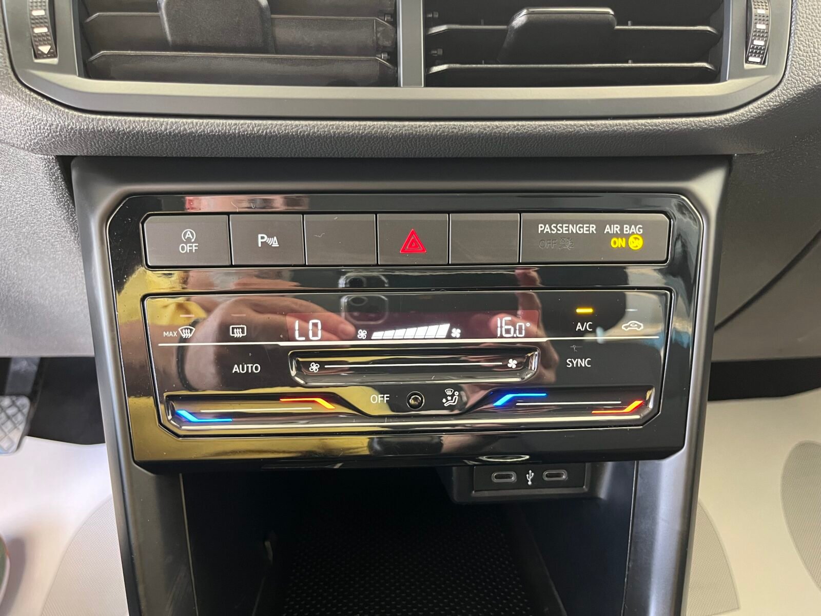 VOLKSWAGEN t-cross advance 