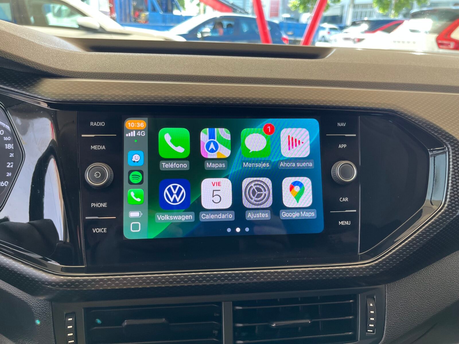 VOLKSWAGEN t-cross advance 