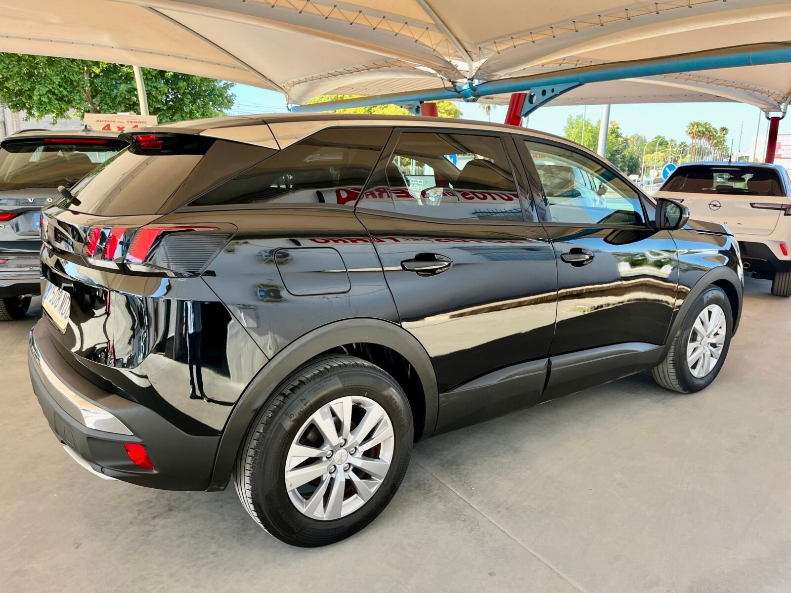 PEUGEOT 3008 1.6 hdi active