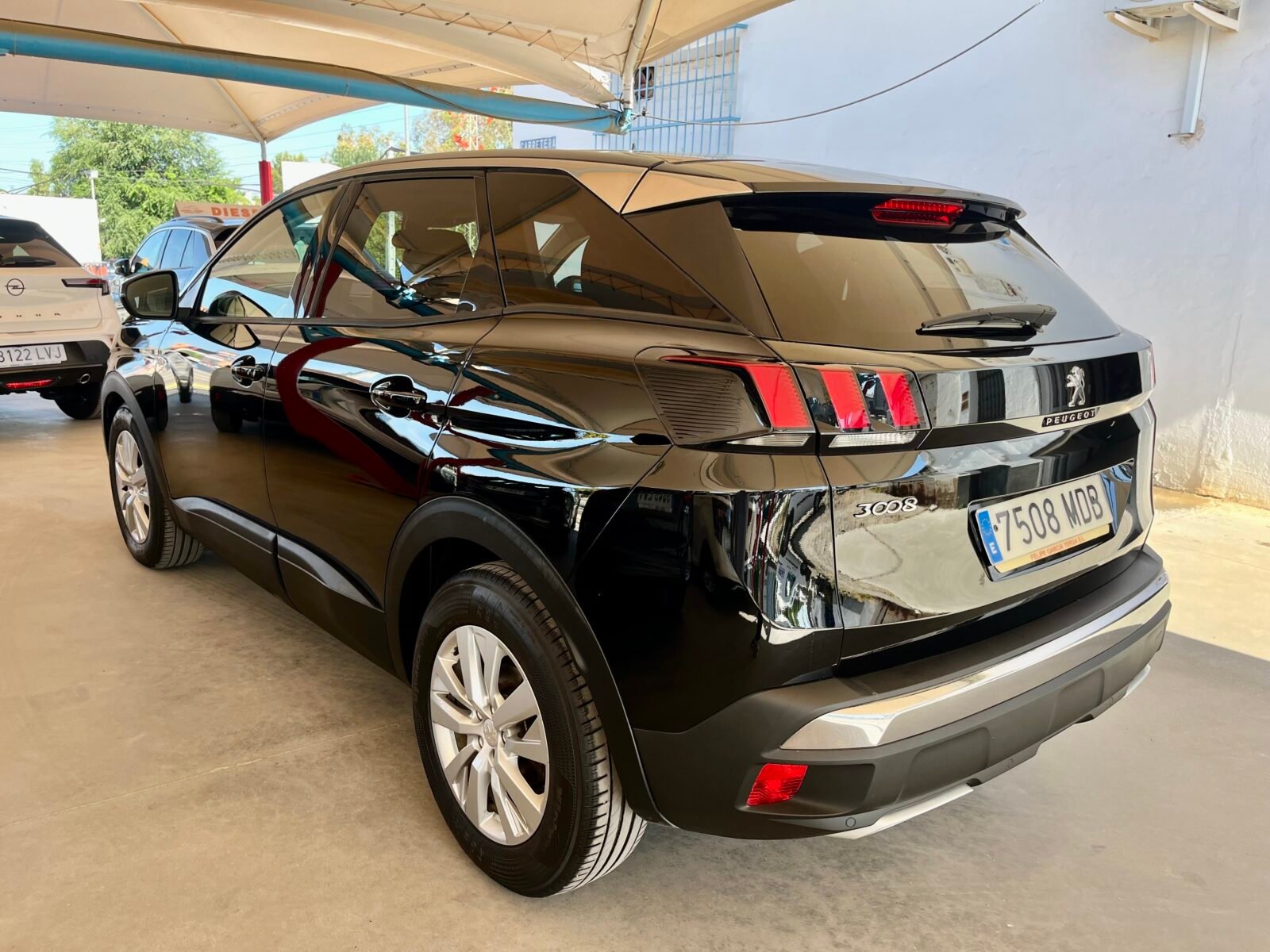 PEUGEOT 3008 1.6 hdi active