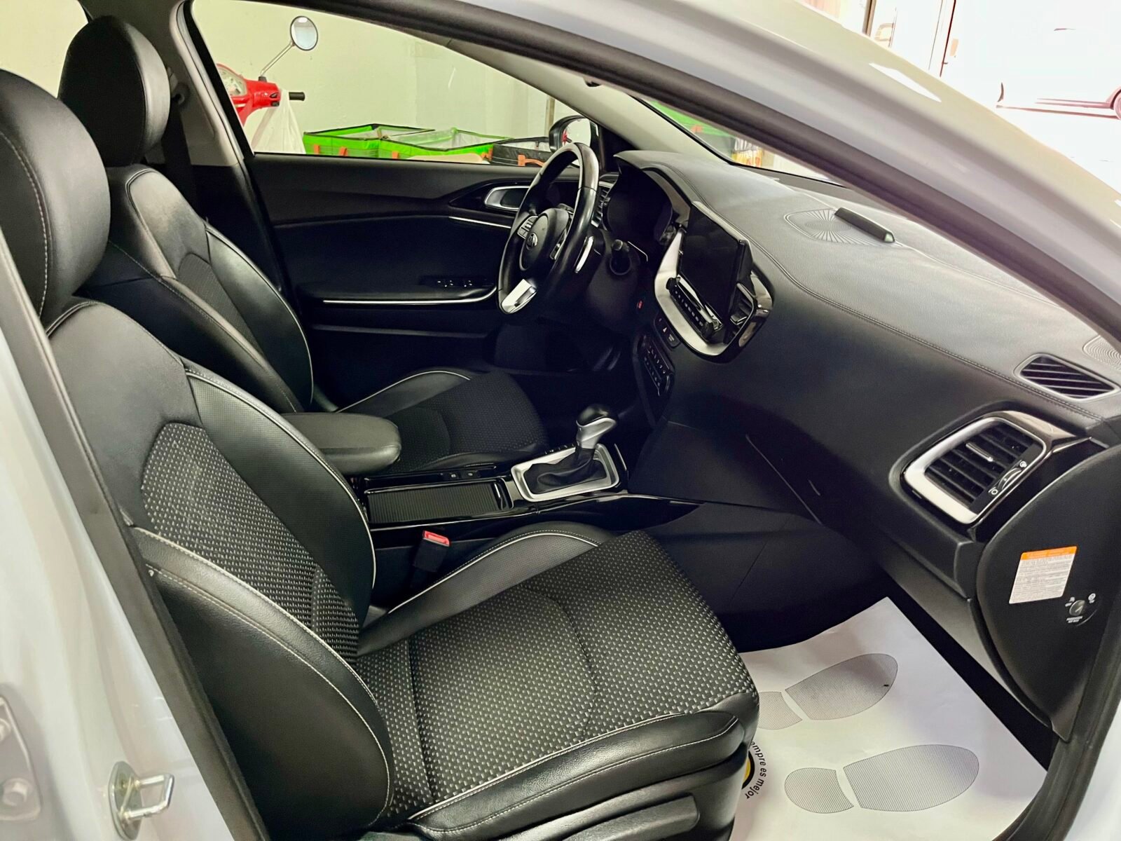 KIA x-ceed 1.6 GDi PHEV eTech