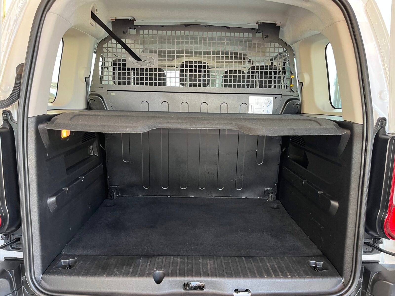 PEUGEOT 1.5 Active Pack