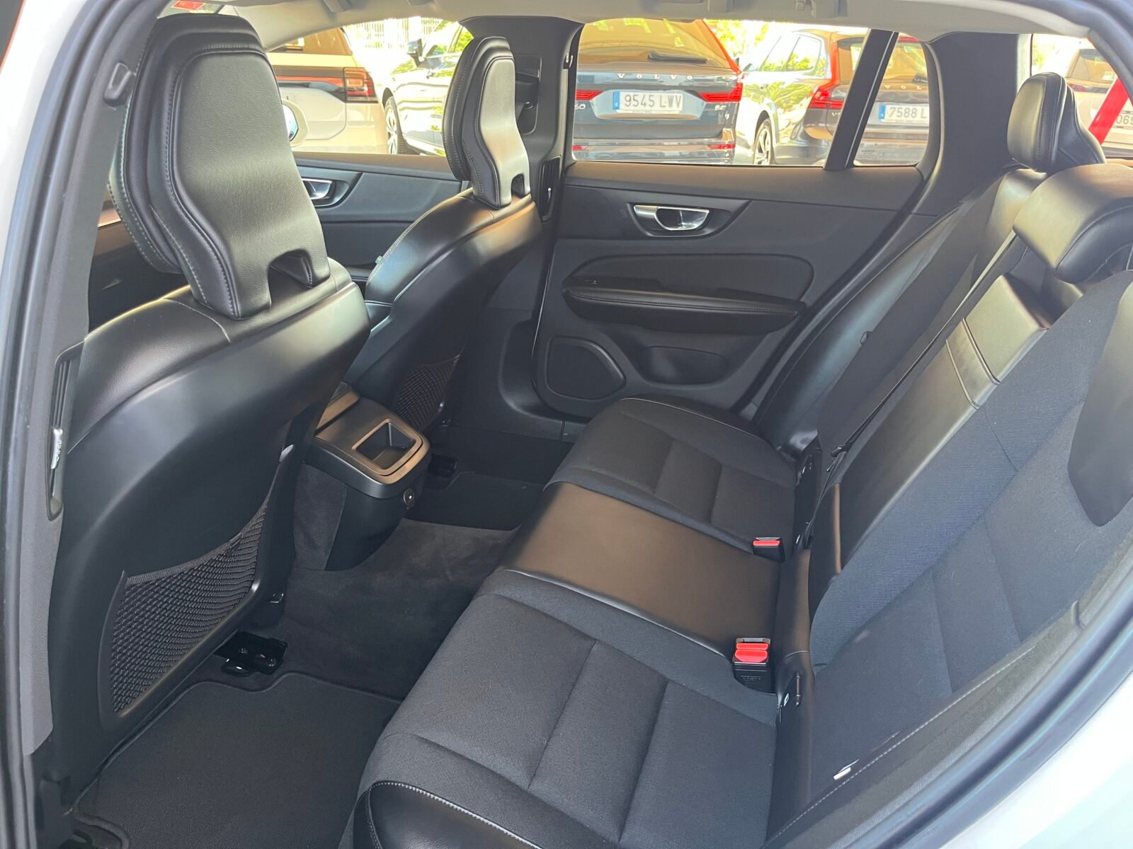 VOLVO V60 CROSS COUTRY 2.0 B4 D AWD  Pro AUTO