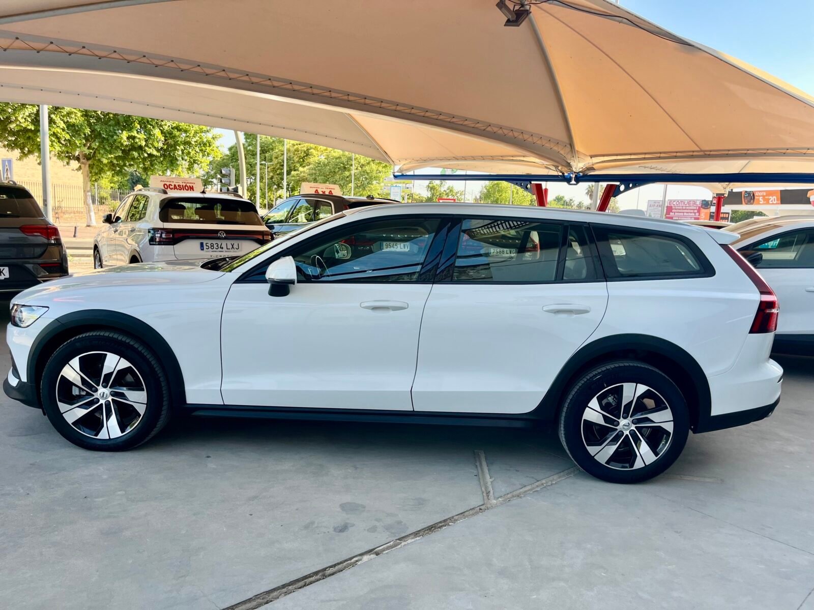 VOLVO V60 CROSS COUTRY 2.0 B4 D AWD  Pro AUTO