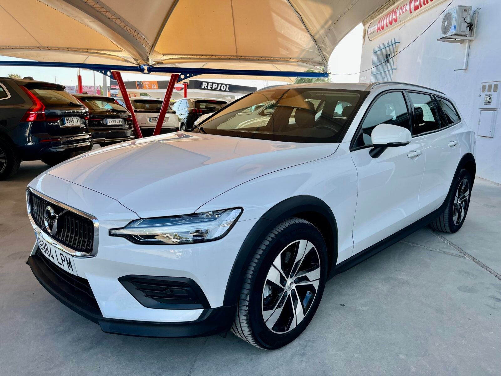 VOLVO V60 CROSS COUTRY 2.0 B4 D AWD  Pro AUTO