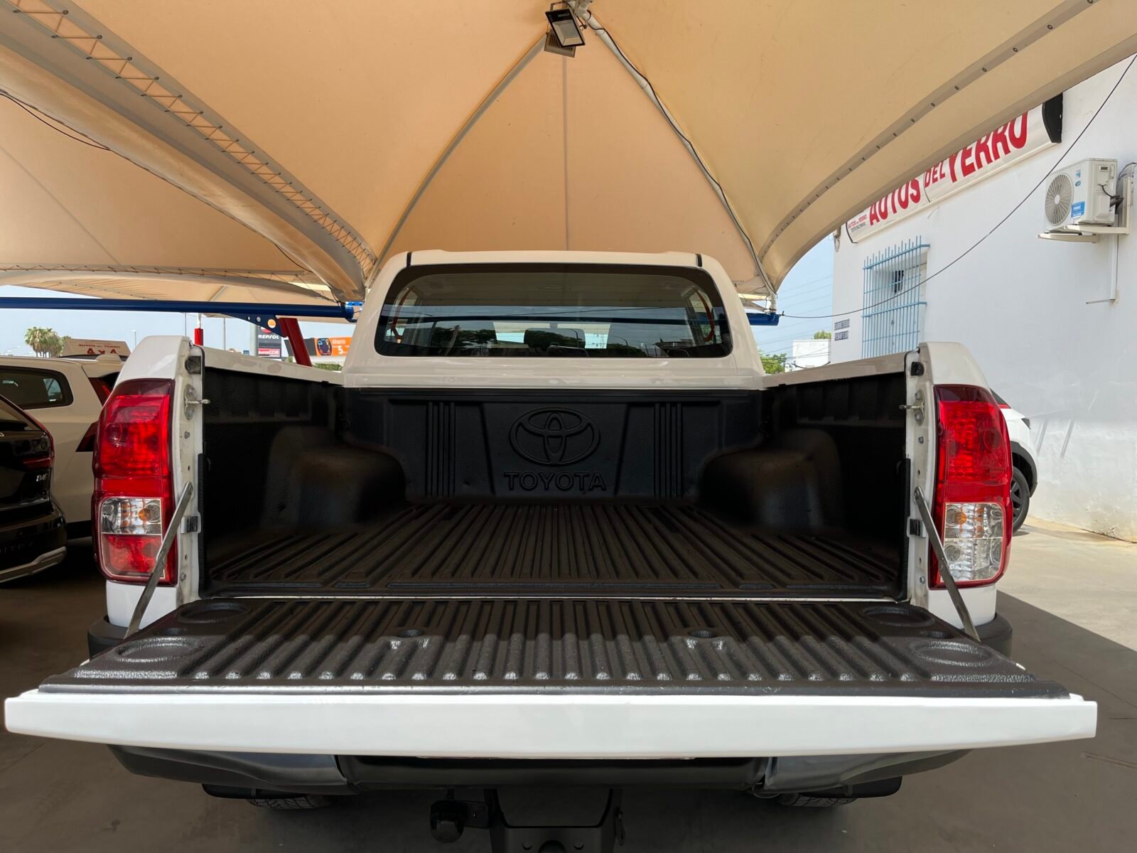 TOYOTA HILUX  2.4 D4D Cabina Doble GX Plus