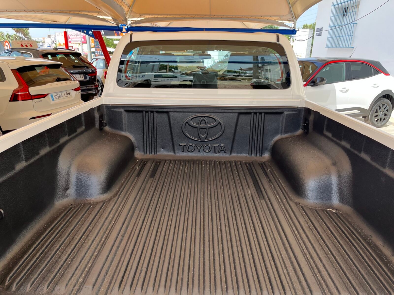 TOYOTA HILUX  2.4 D4D Cabina Doble GX Plus