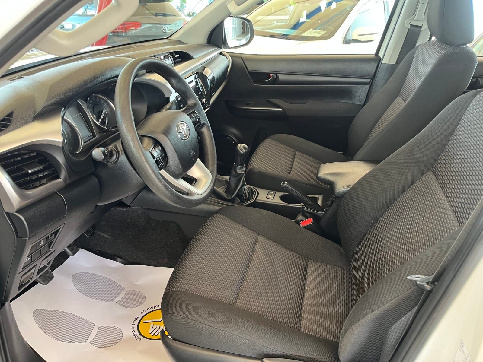 TOYOTA HILUX  2.4 D4D Cabina Doble GX Plus