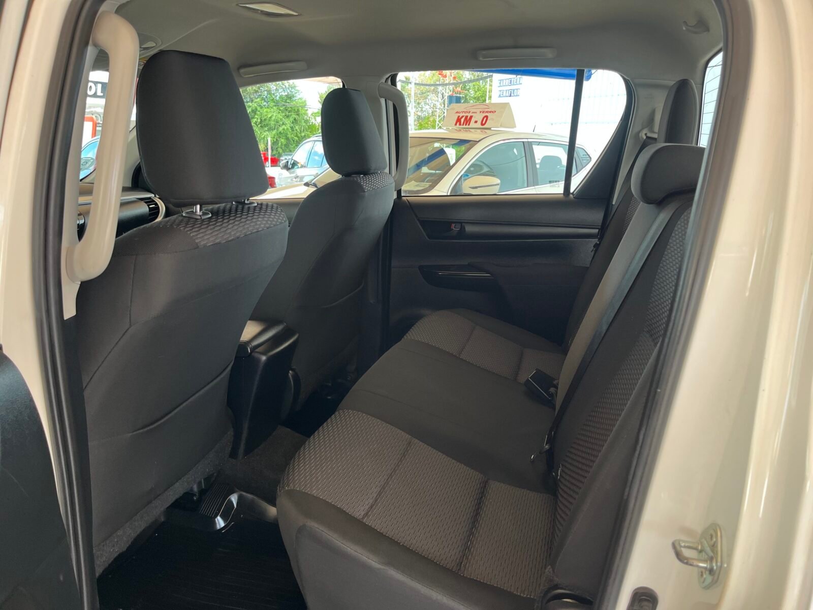 TOYOTA HILUX  2.4 D4D Cabina Doble GX Plus