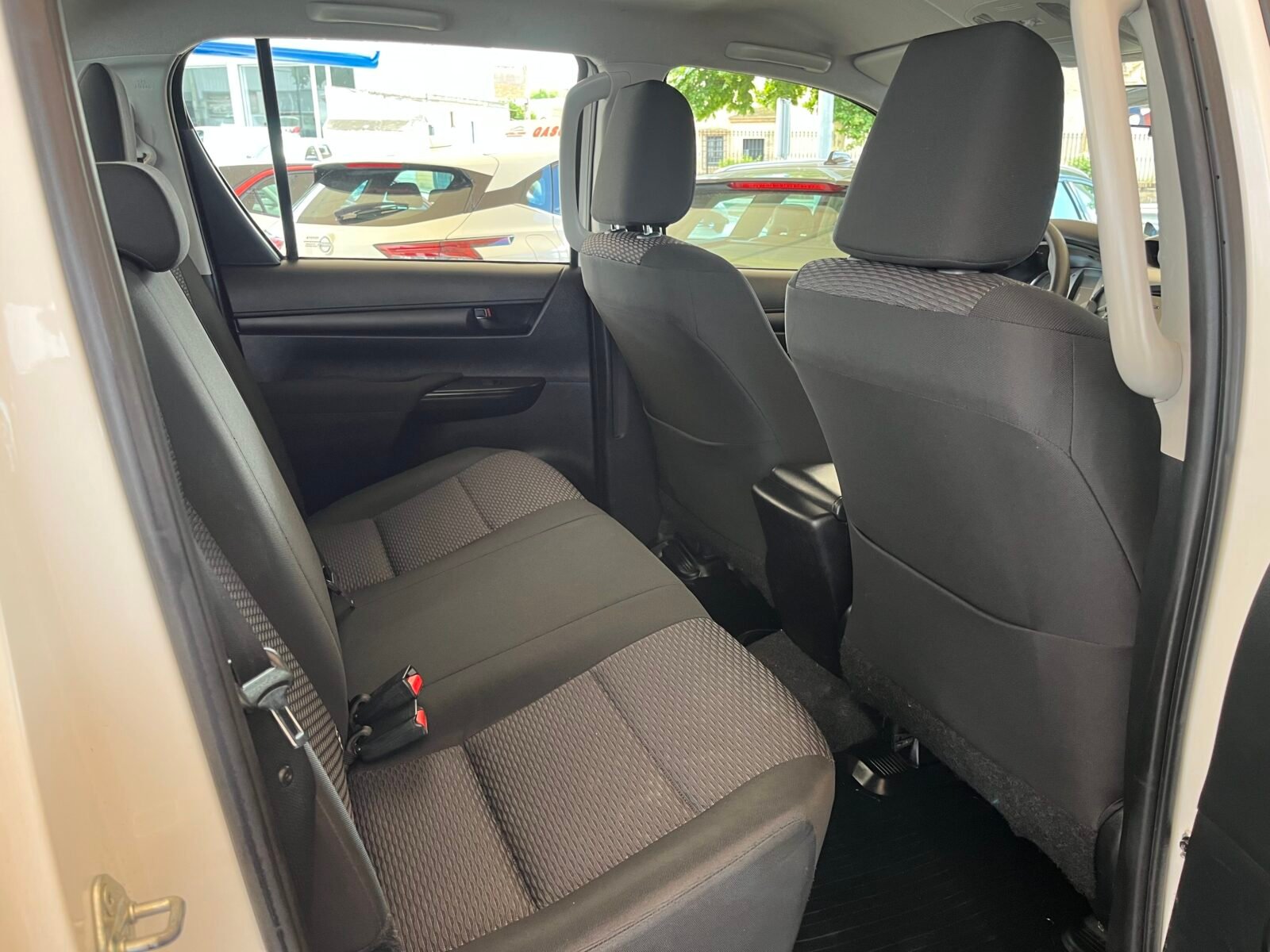 TOYOTA HILUX  2.4 D4D Cabina Doble GX Plus