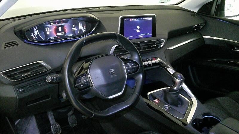 PEUGEOT 3008 1.5 HDI ALLURE