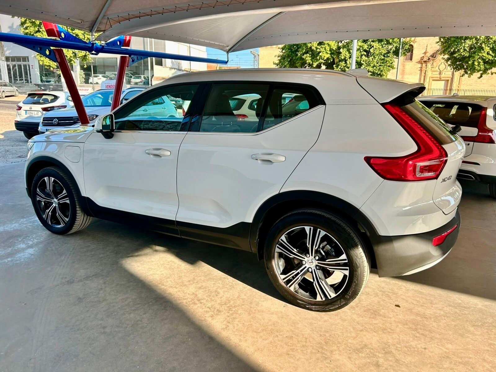 VOLVO XC40 1.5 T4 Twin Recharge Plus Bright Auto