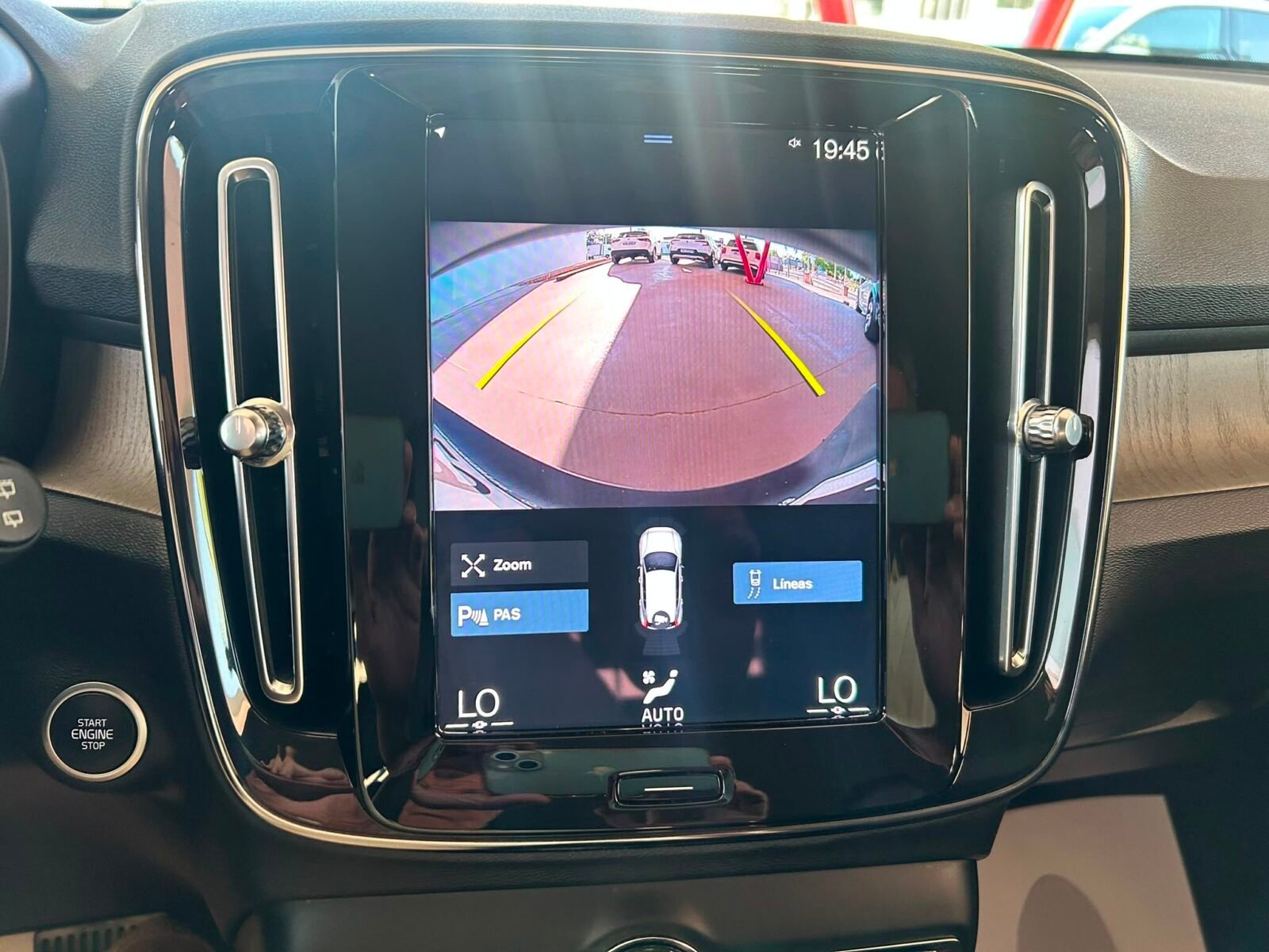 VOLVO XC40 1.5 T4 Twin Recharge Plus Bright Auto
