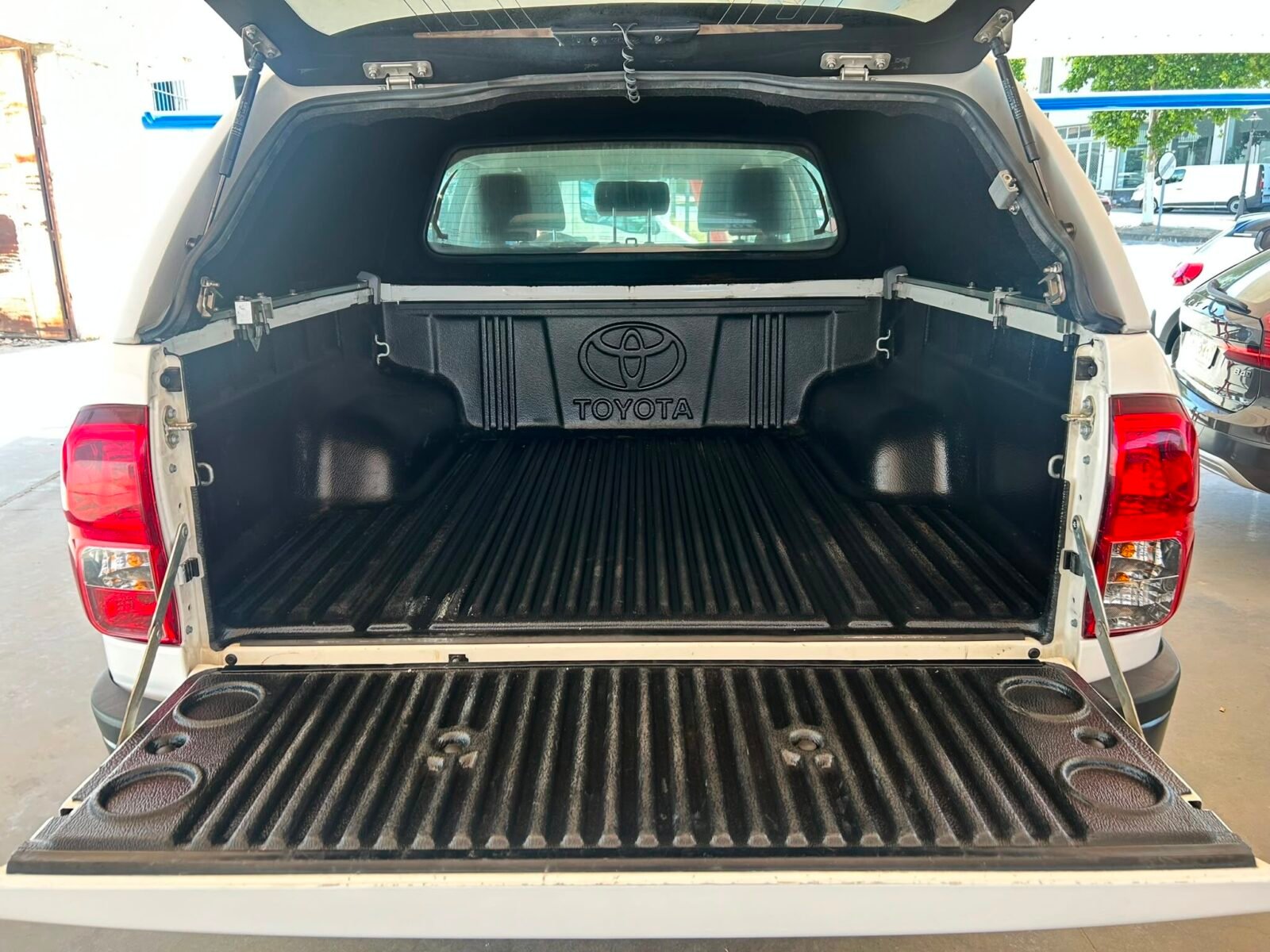 TOYOTA HILUX Hilux 2.4 D4D Cabina Doble GX Plus