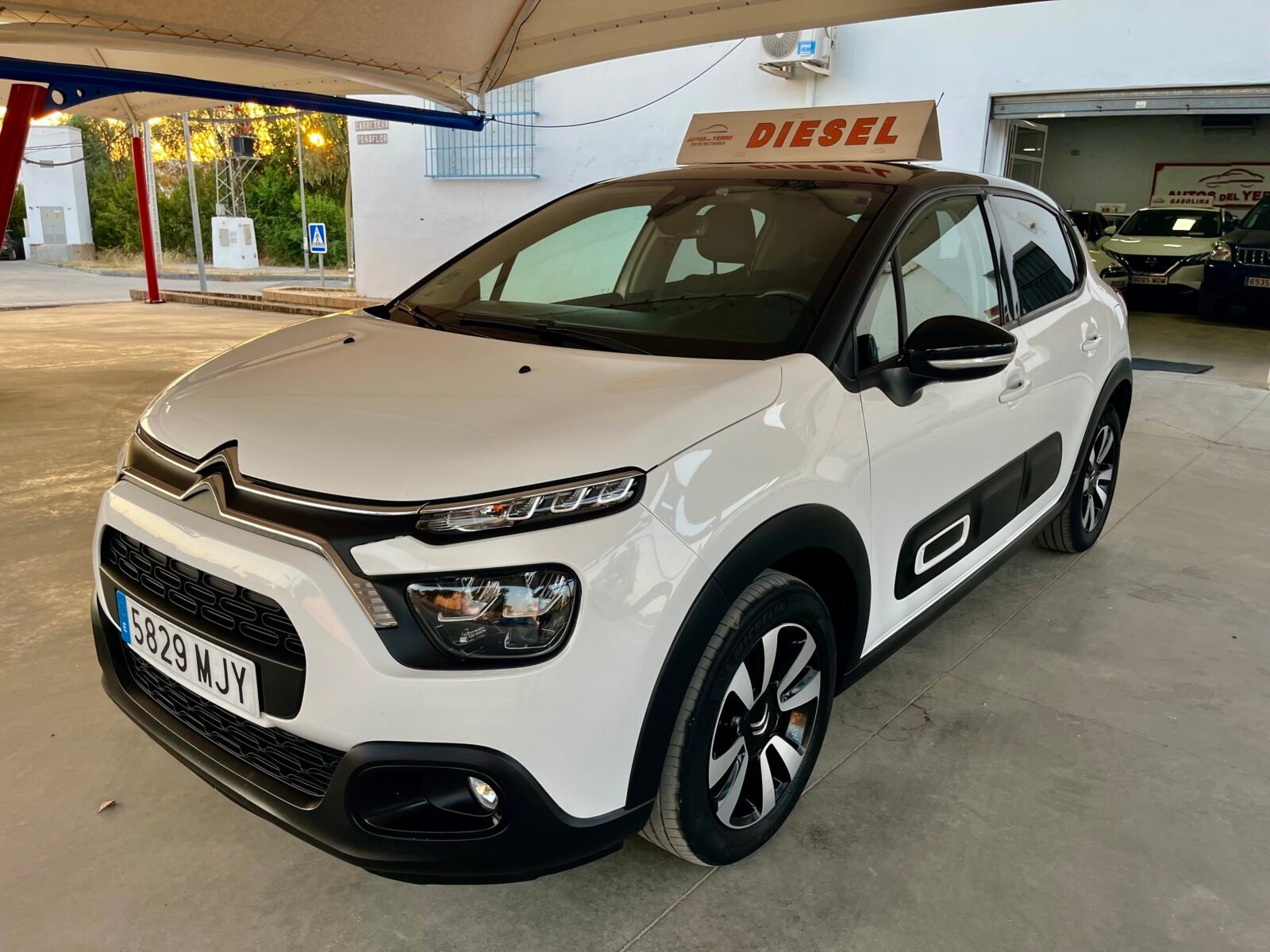 CITROEN C3 C3 BlueHDi SS Shine