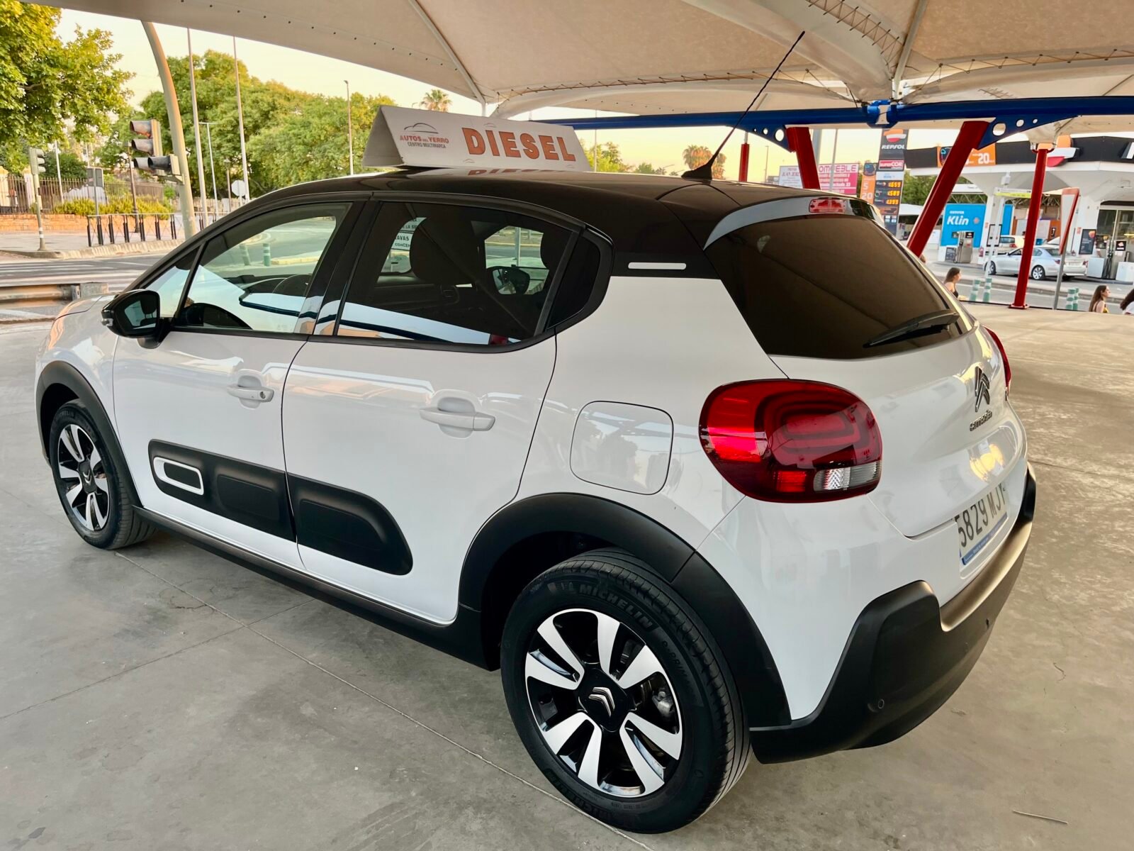 CITROEN C3 C3 BlueHDi SS Shine