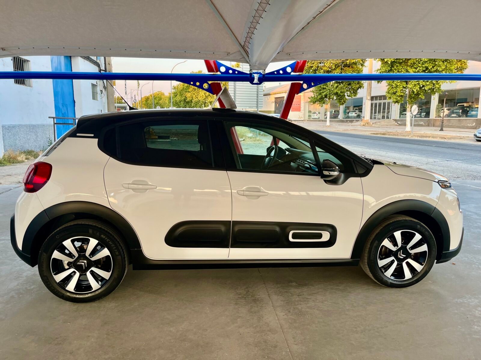 CITROEN C3 C3 BlueHDi SS Shine