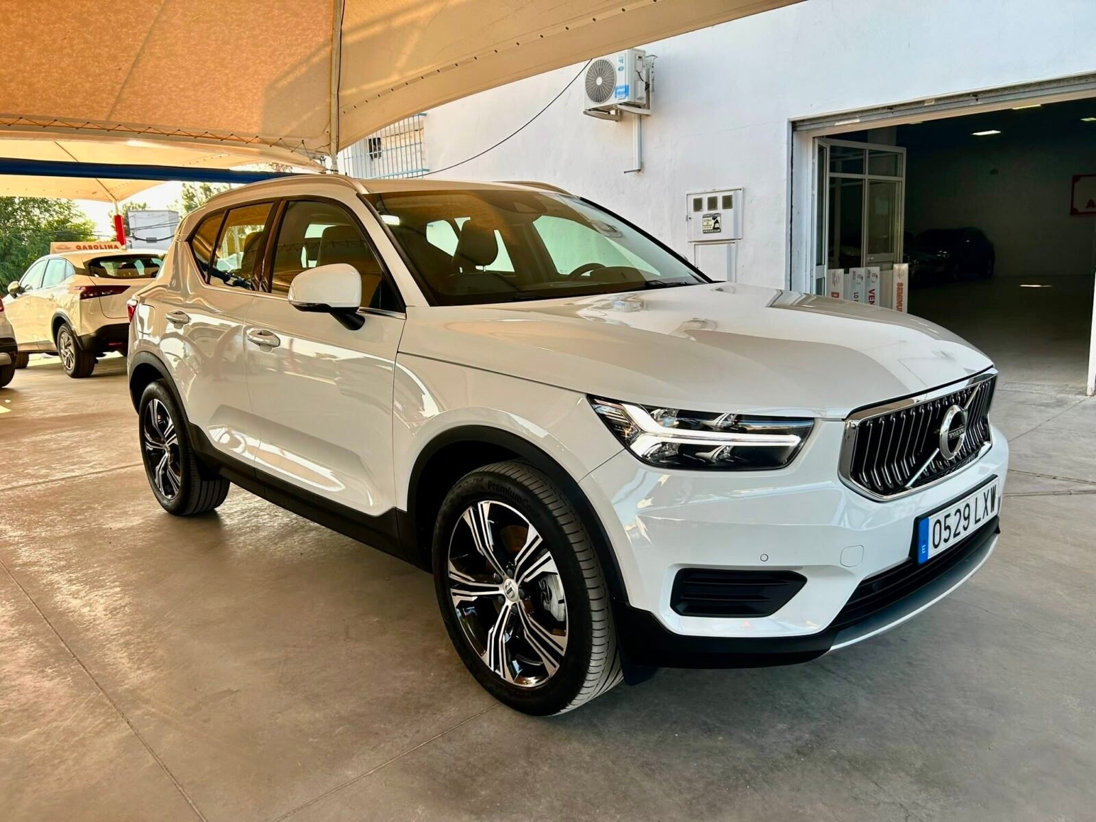 VOLVO XC40 1.5 T4 Twin Recharge Plus Bright Auto