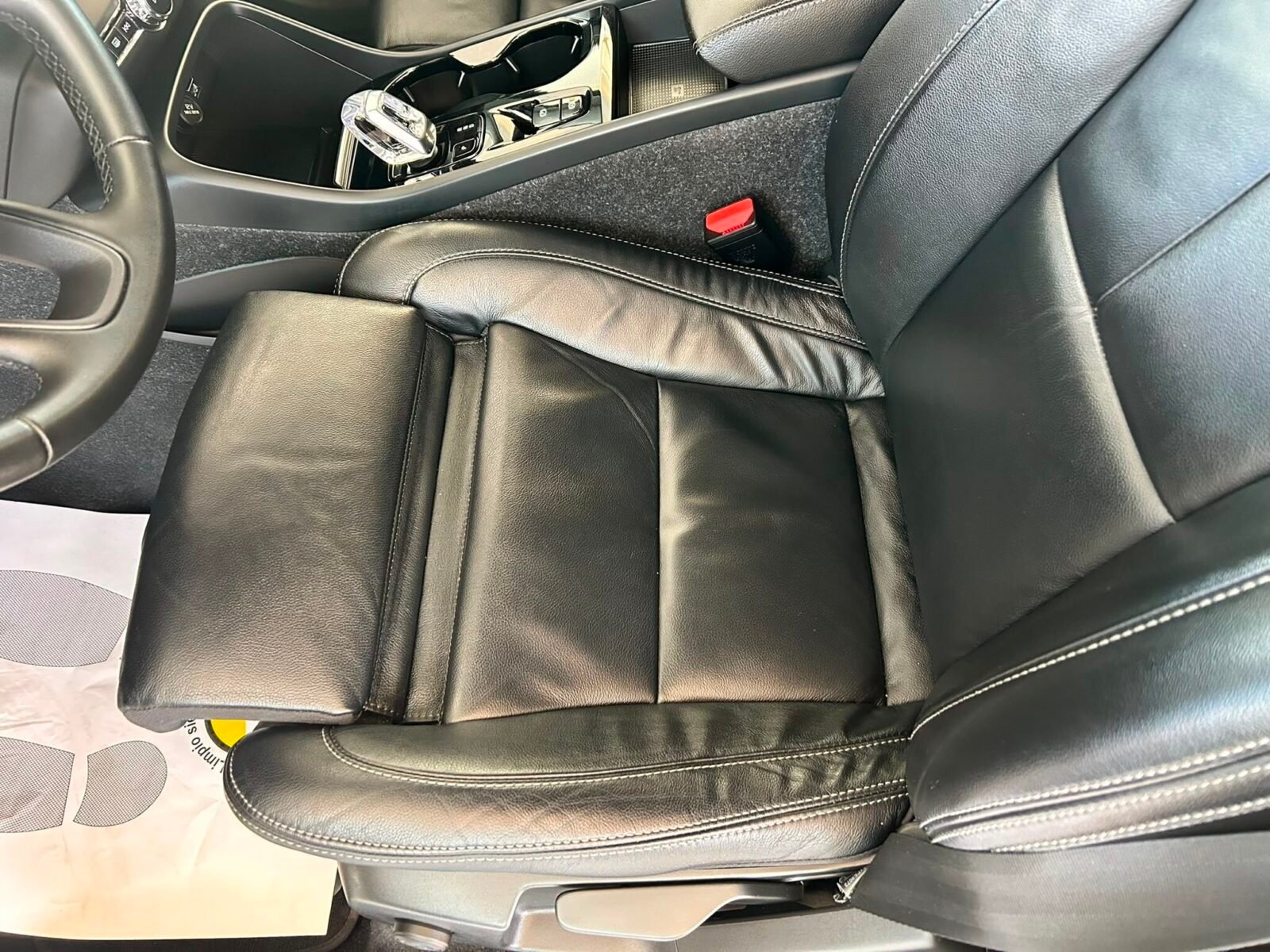 VOLVO XC40 1.5 T4 Twin Recharge Plus Bright Auto