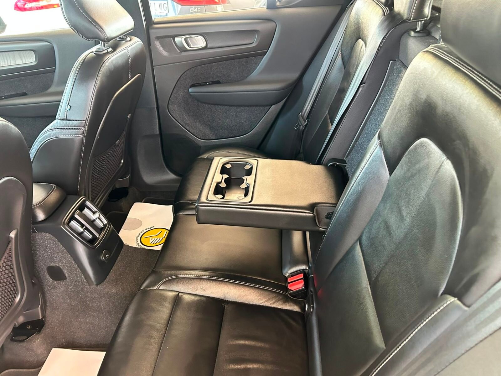 VOLVO XC40 1.5 T4 Twin Recharge Plus Bright Auto