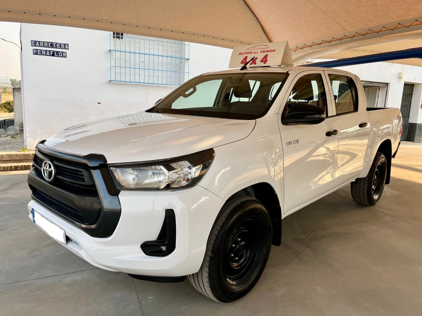 TOYOTA HILUX 2.4 D4D Cabina Doble GX Plus