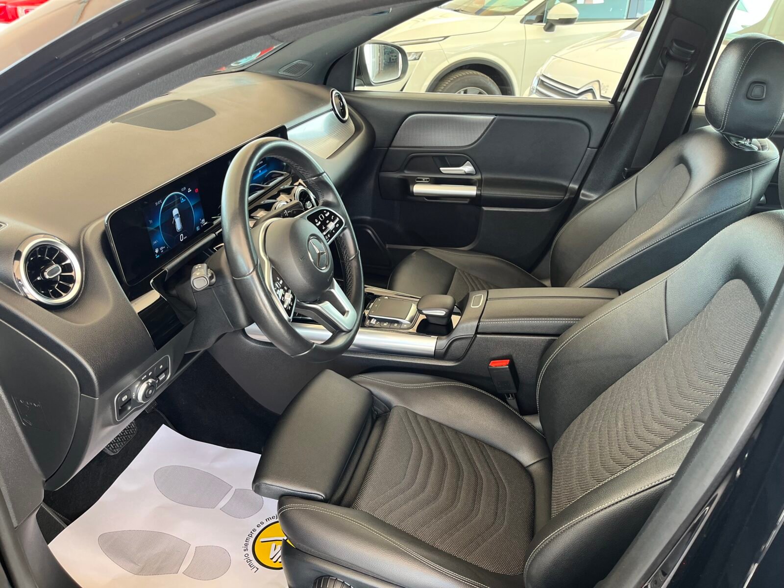 MERCEDES-BENZ GLA GLA 200 D