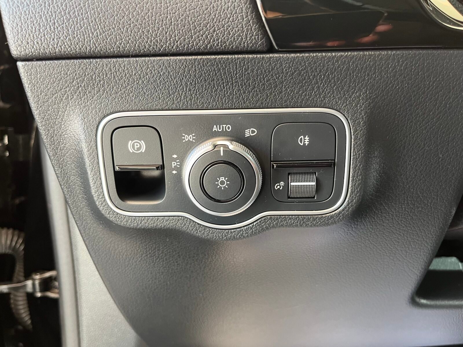 MERCEDES-BENZ GLA GLA 200 D