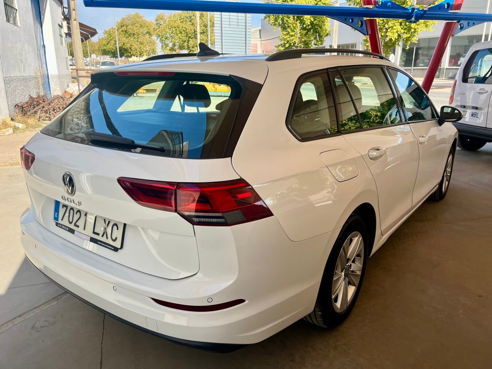 VOLKSWAGEN GOLF VARIANT Life 2.0 TDI