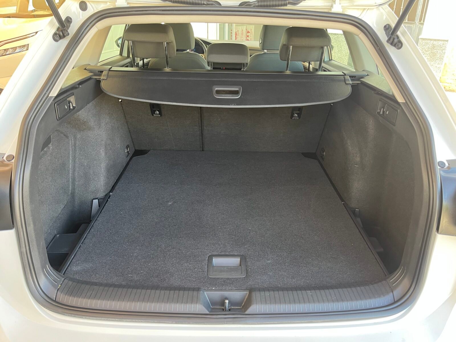 VOLKSWAGEN GOLF VARIANT Life 2.0 TDI