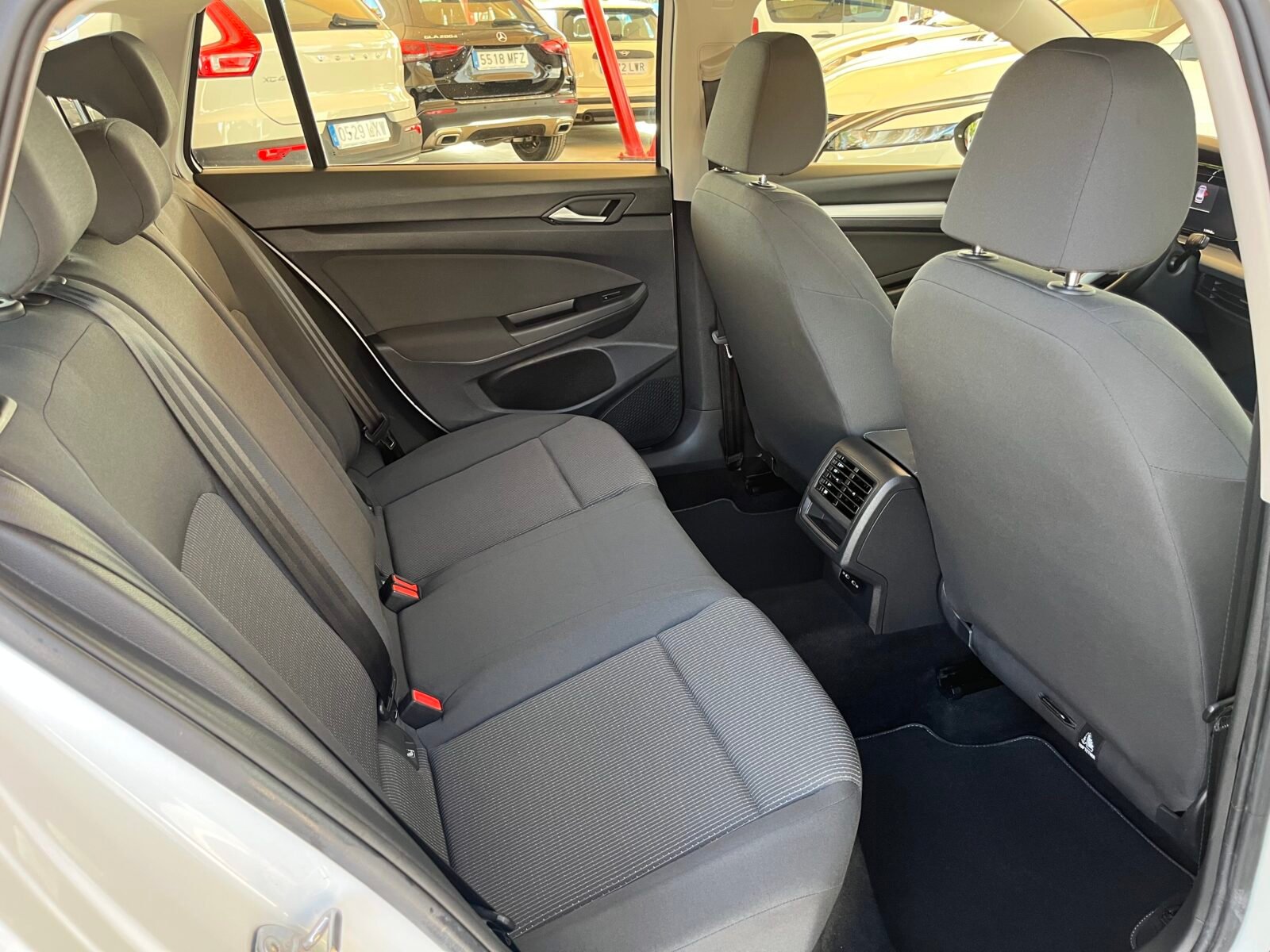 VOLKSWAGEN GOLF VARIANT Life 2.0 TDI