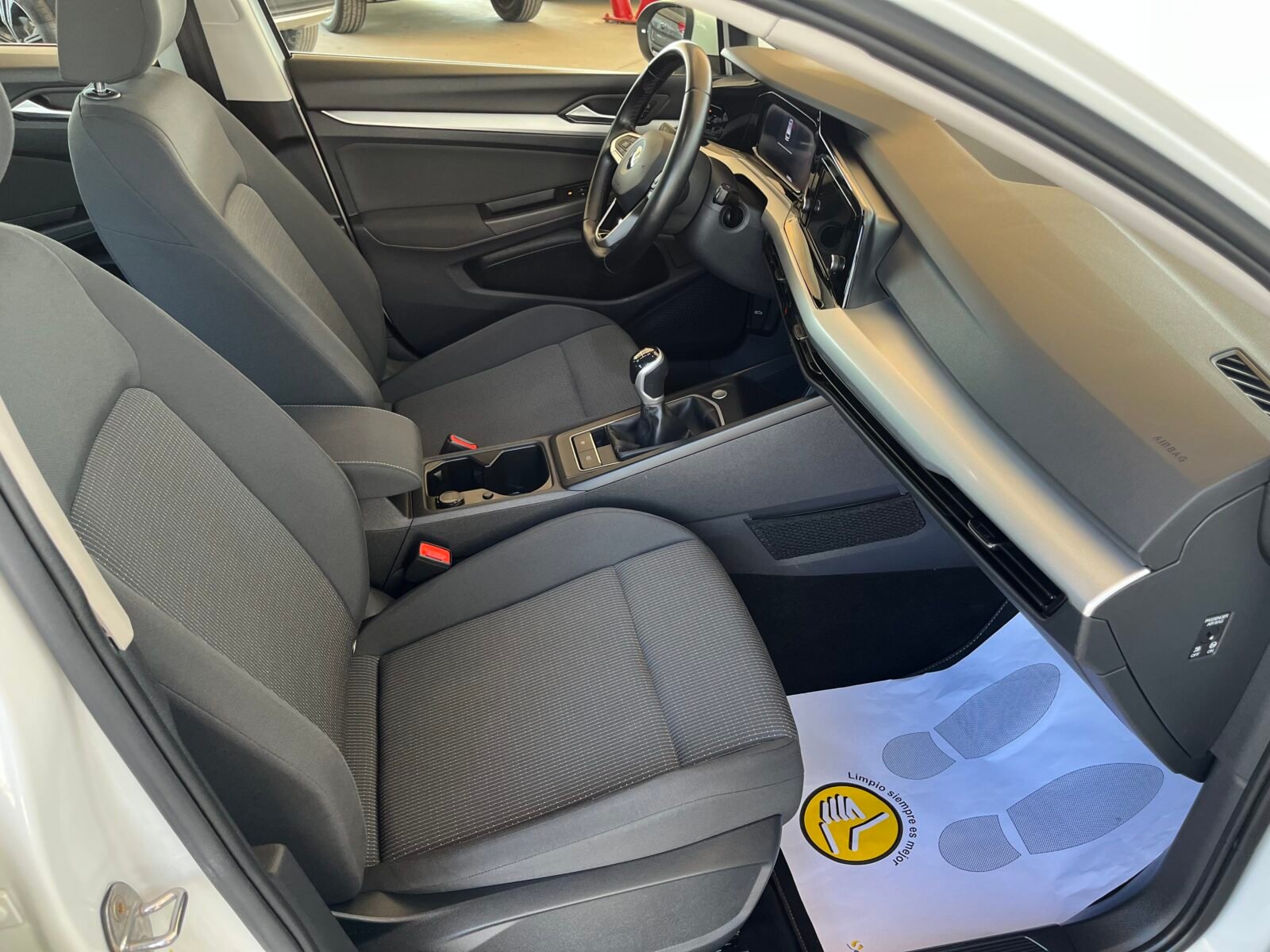VOLKSWAGEN GOLF VARIANT Life 2.0 TDI
