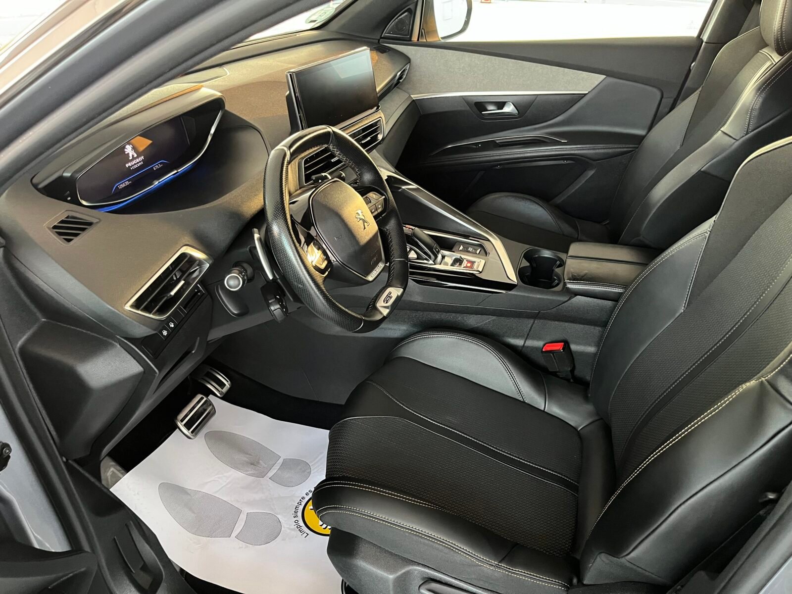 PEUGEOT 3008 1.5 BlueHDi SS GT EAT8