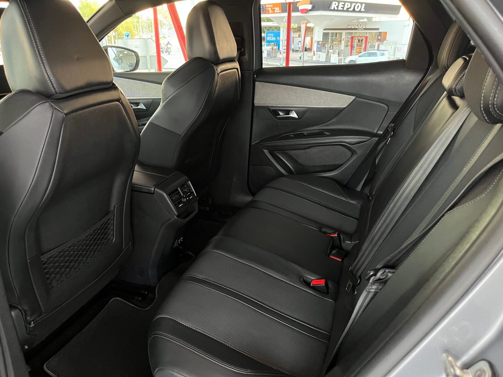 PEUGEOT 3008 1.5 BlueHDi SS GT EAT8